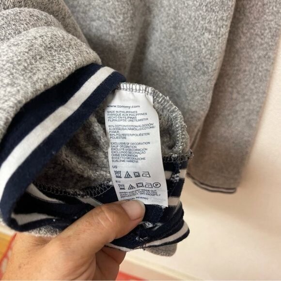 Tommy Hilfiger Gray Cowl Neck Pullover Sweater Sz XL - Picture 4 of 5